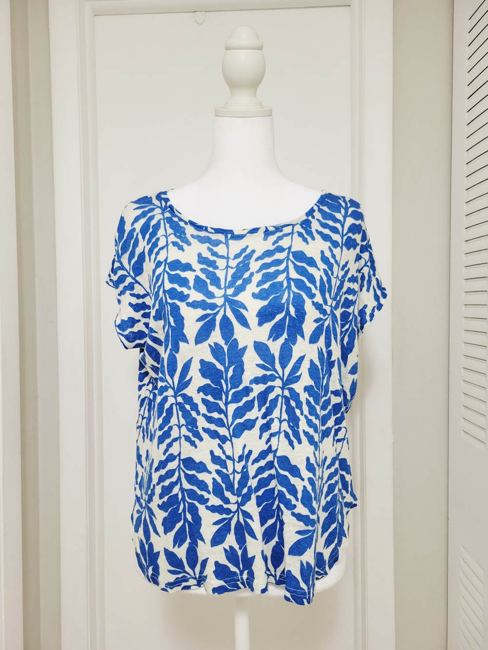 Rachel Zoe Linen Top with Leaf Print